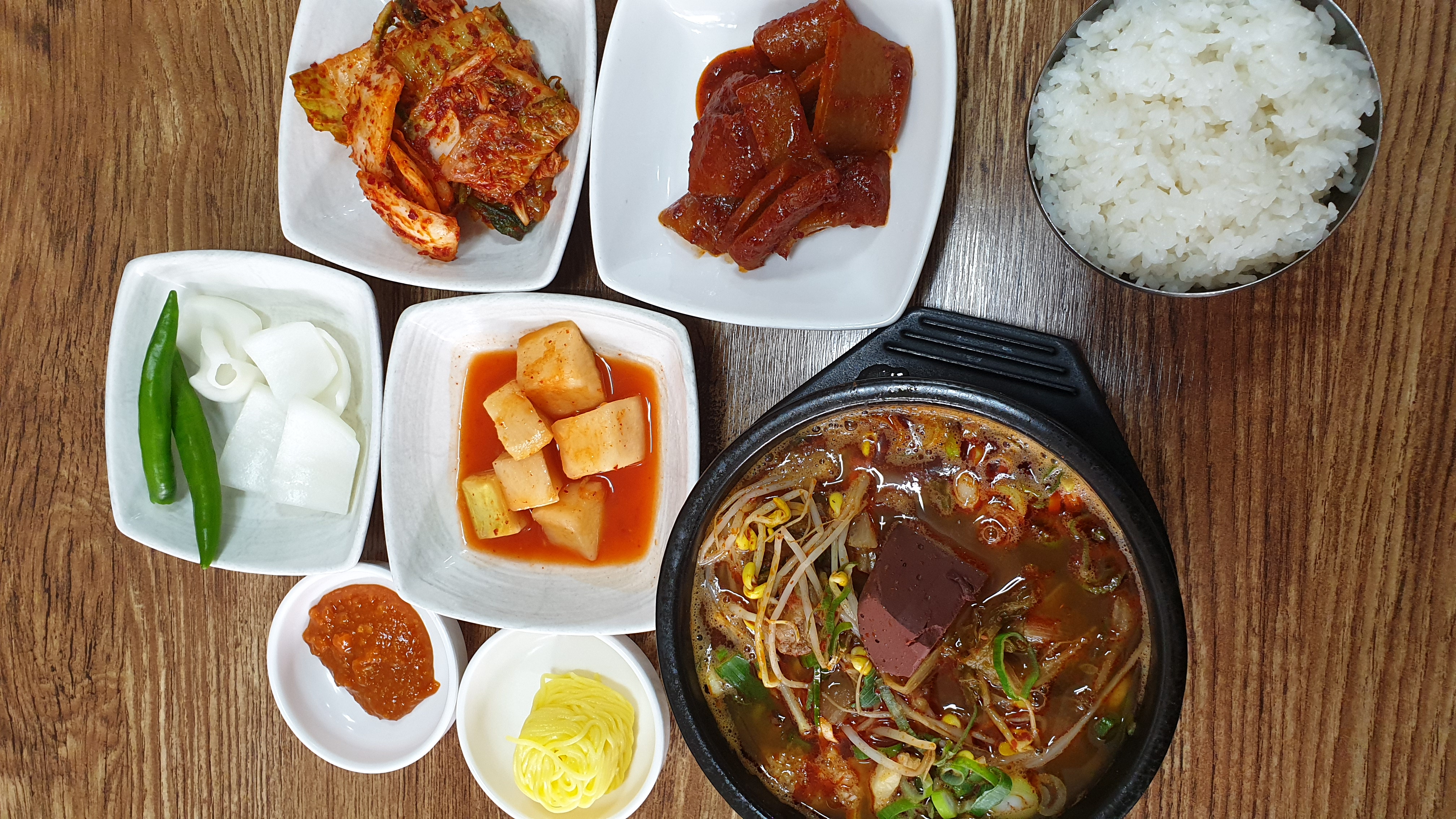 다연선지돼지국밥 죽림점 대표 사진