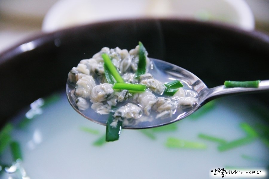 신방촌재첩벚굴식당 사진 8