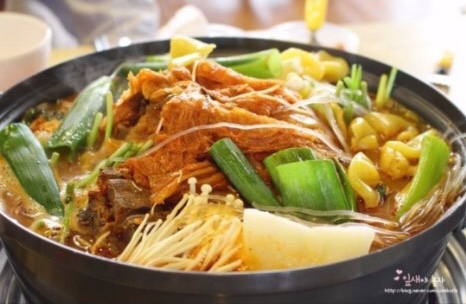 첨단돌솥감자탕 옥포점 사진 2