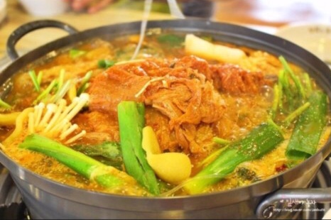첨단돌솥감자탕 옥포점 대표 사진