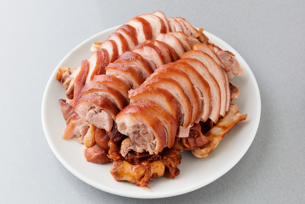 Jangsuhanbangjokbal (장수한방족발) 3
