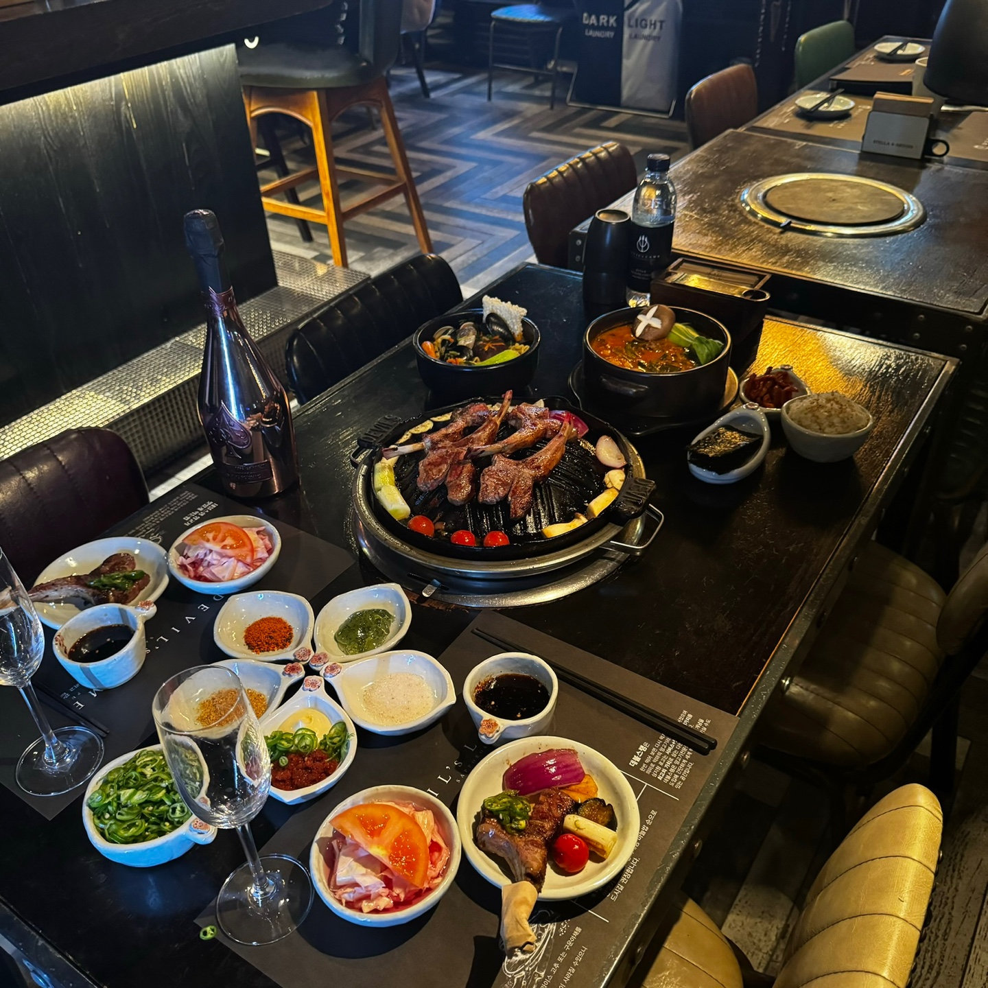 데블스램&펍 문정법조단지점 사진 4