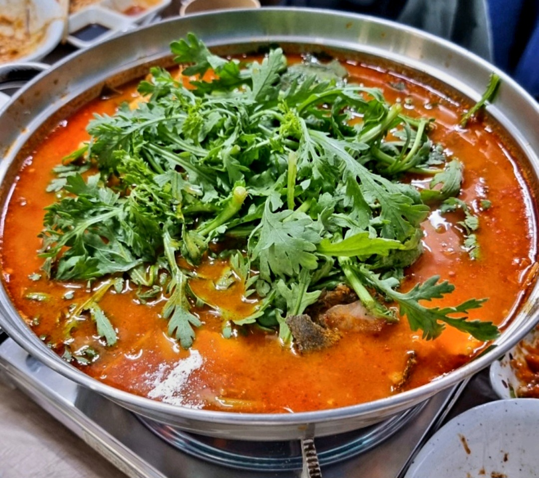 우럭매운탕