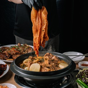 Nurimaeul gamjatang (누리마을 감자탕) 3