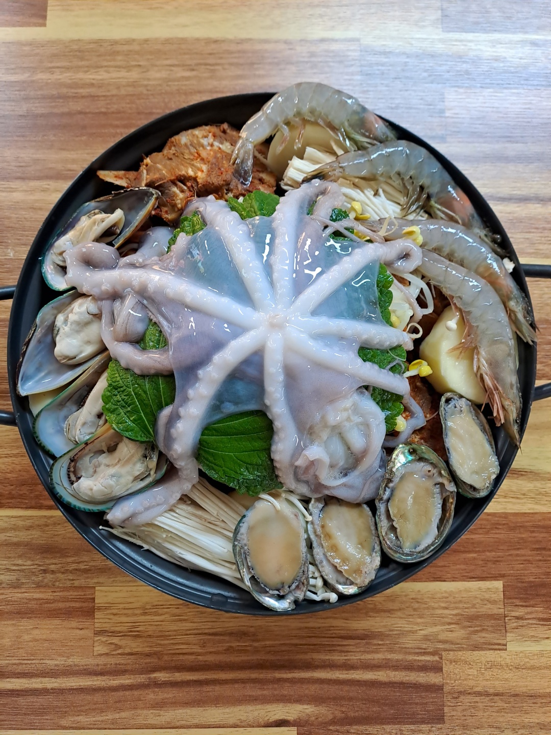 강변해물감자탕 1