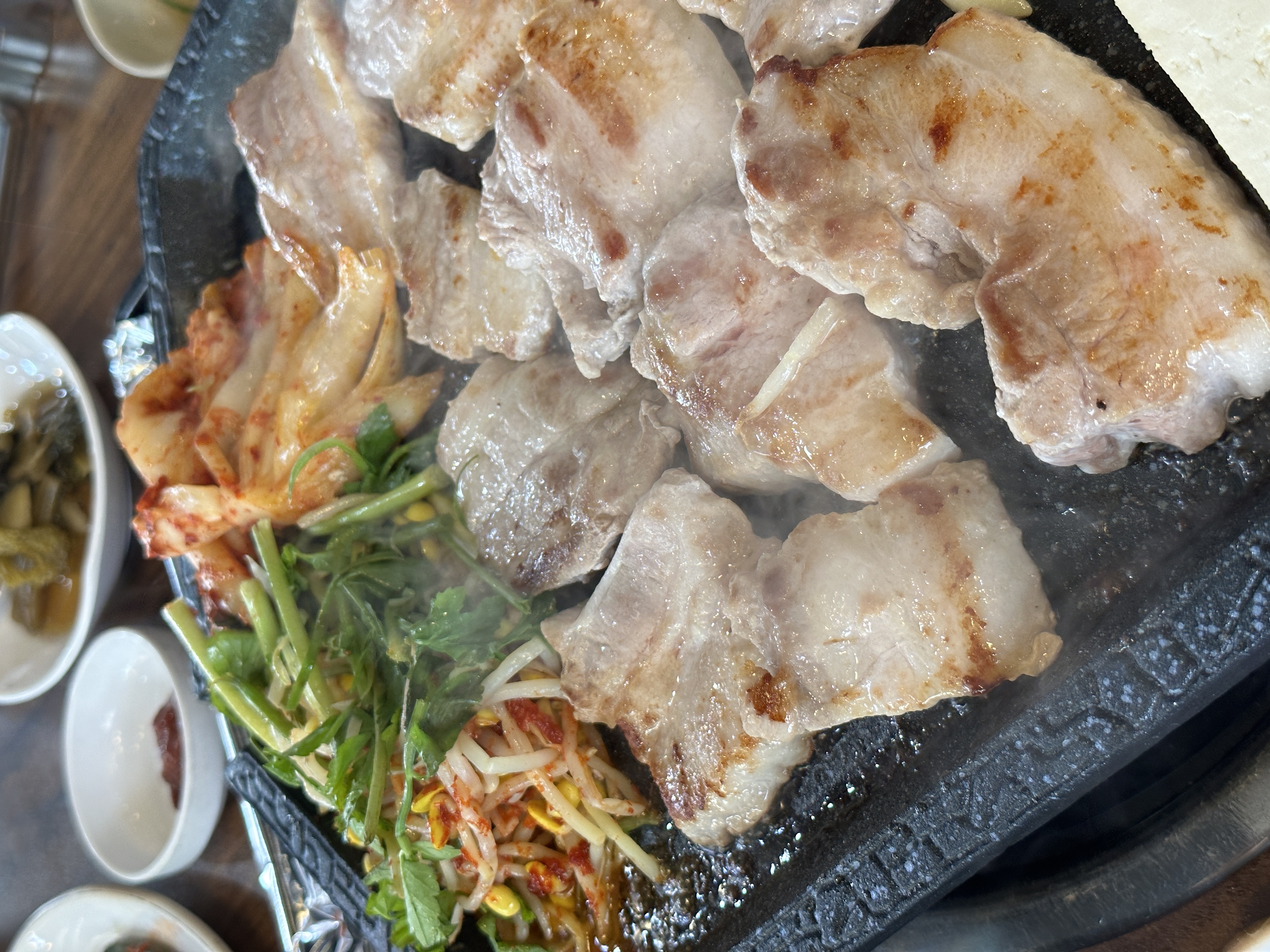 Jangteosamgyeopsal (장터삼겹살) 1
