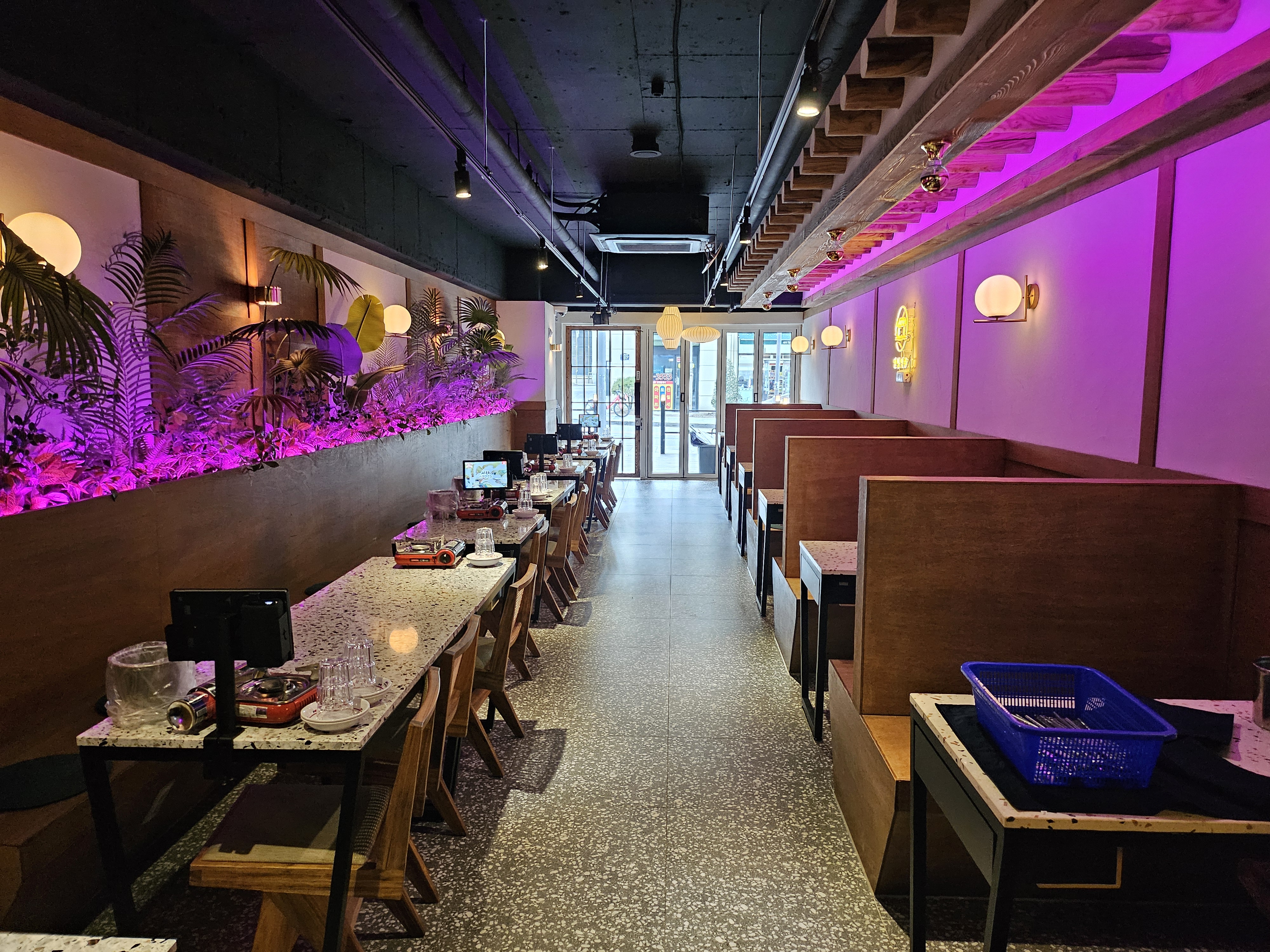 인쌩맥주 수원광교점 사진 2