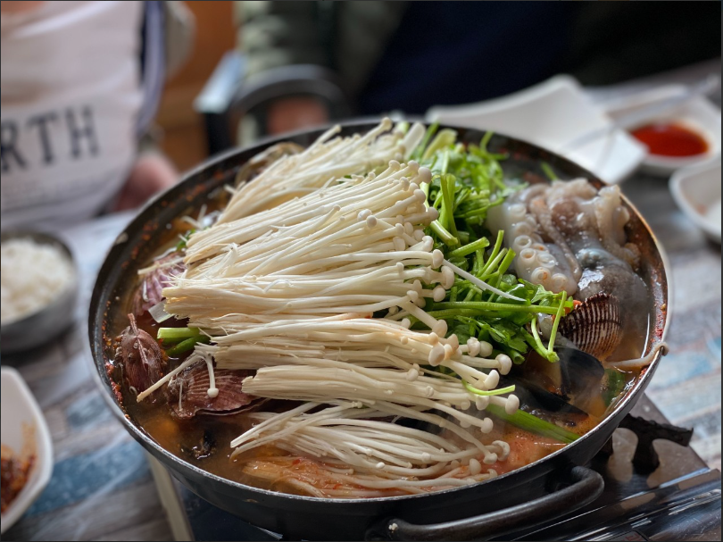 Mujinjanghaemultang (무진장해물탕) 1