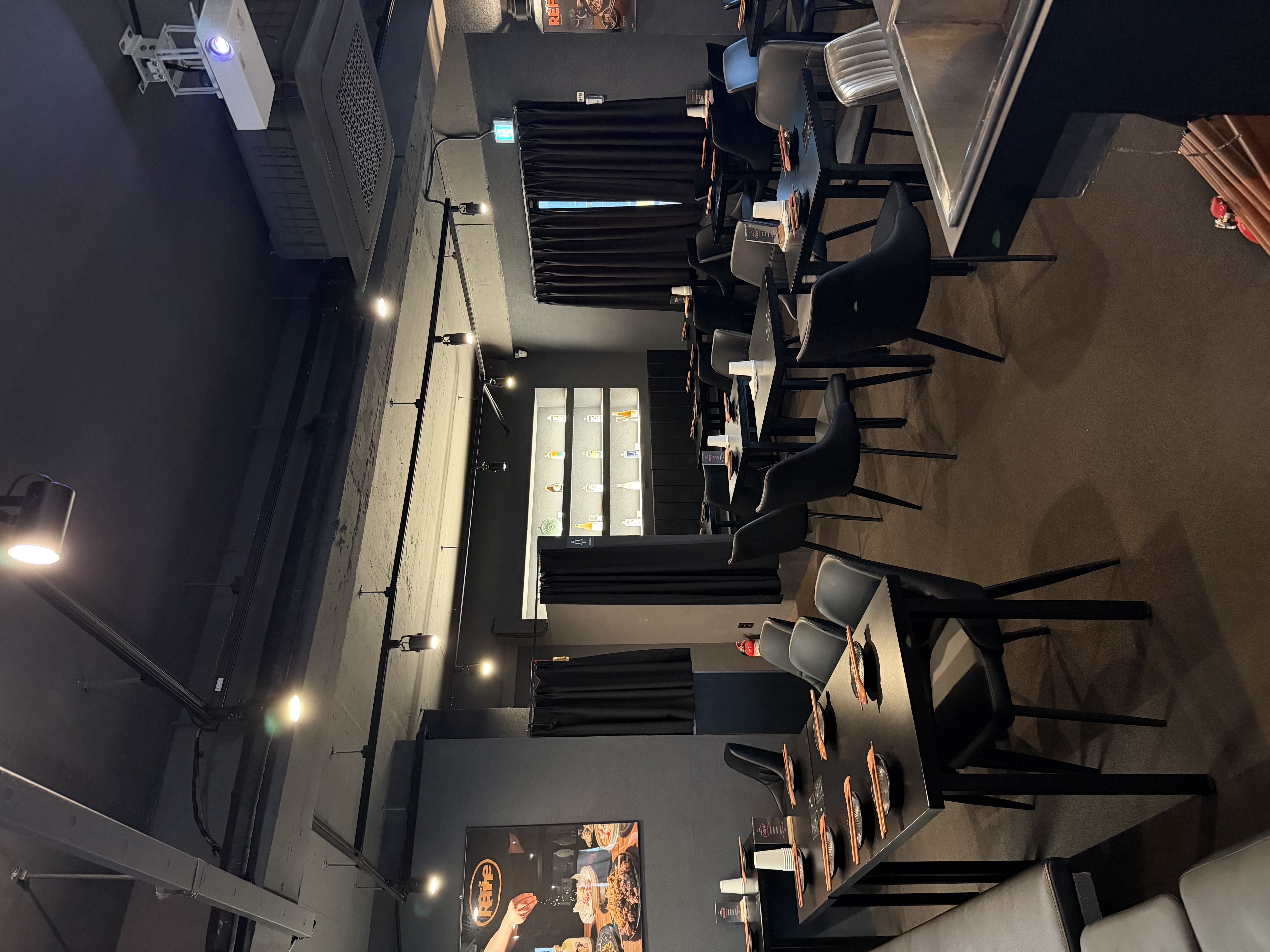 리파인 강남역점 사진 4