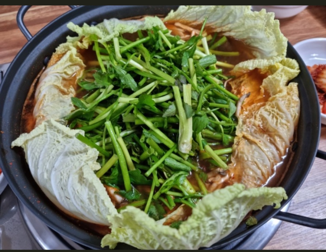 얼큰샤브샤브손칼국수 사진 6