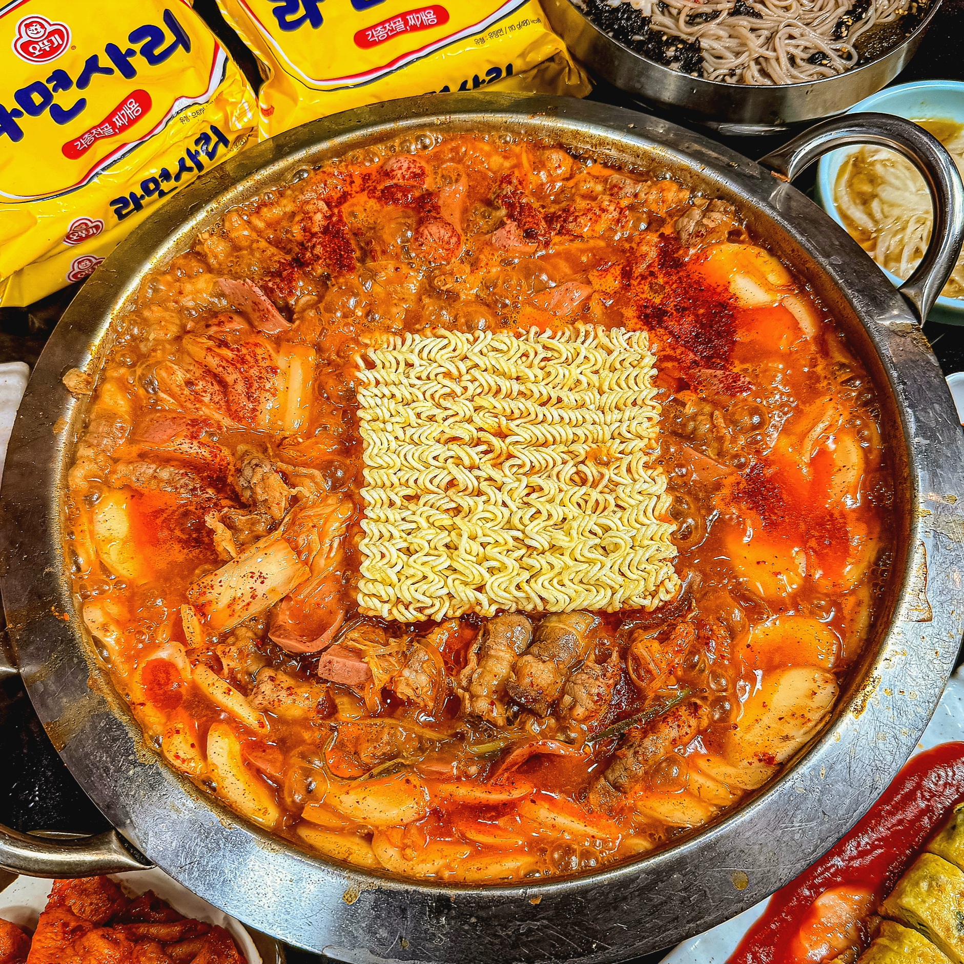 신의주부대찌개시청점 4