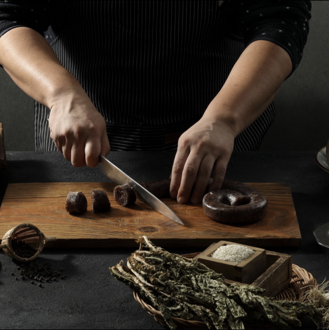 Sinuijuchapssalsundae (신의주찹쌀순대) 3