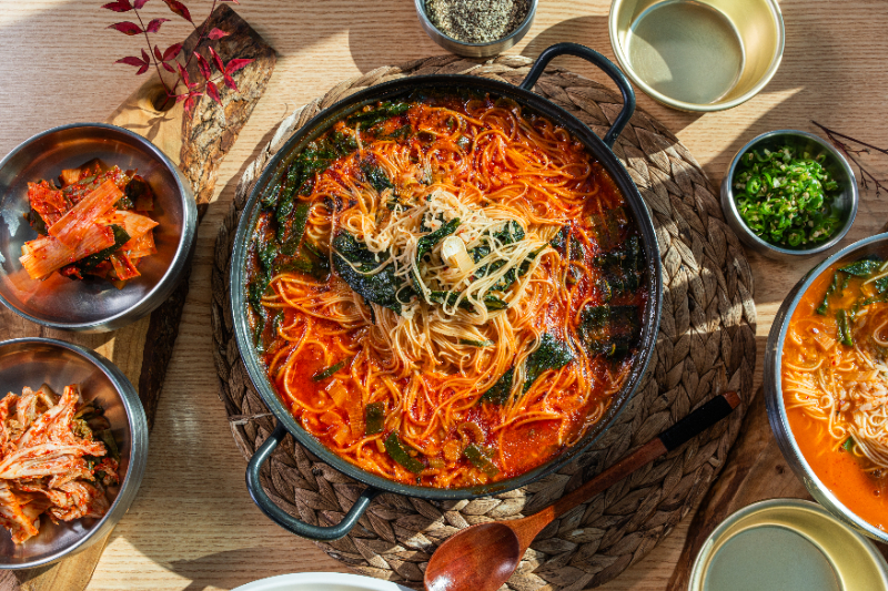 Suyeonmanjang (수연만장) 1