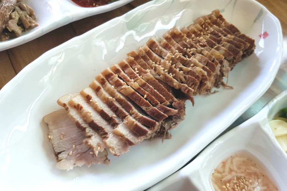 Nakwonbossam (낙원보쌈) 3