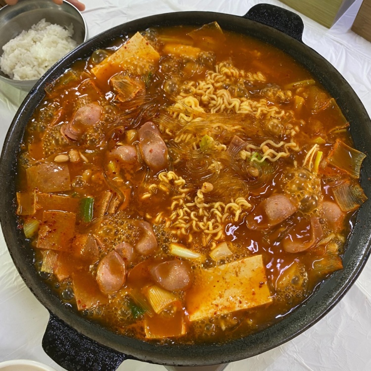 Chiljeonbudaejjigae 2