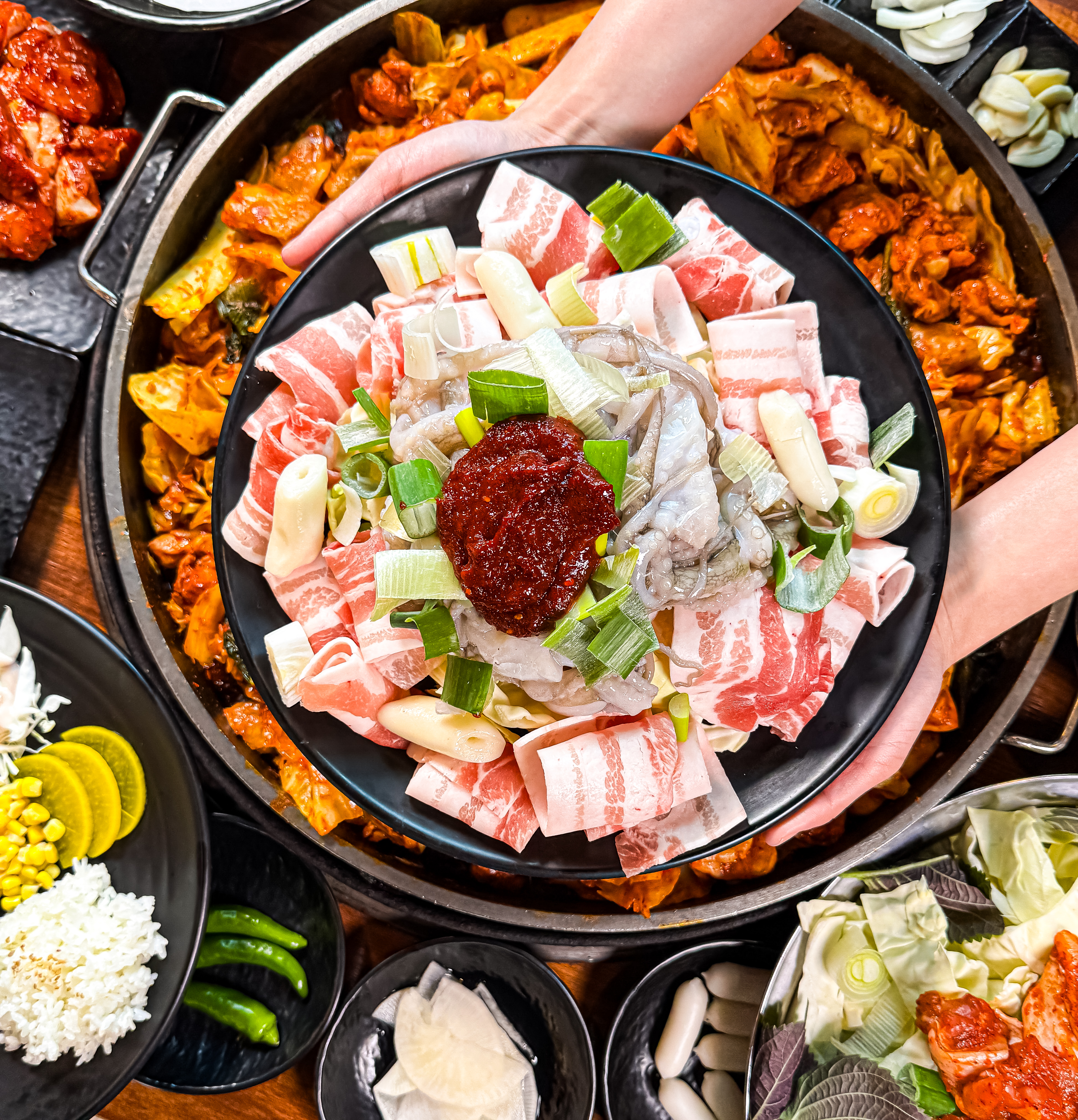 Dunginedakgalbi (둥이네닭갈비) 3