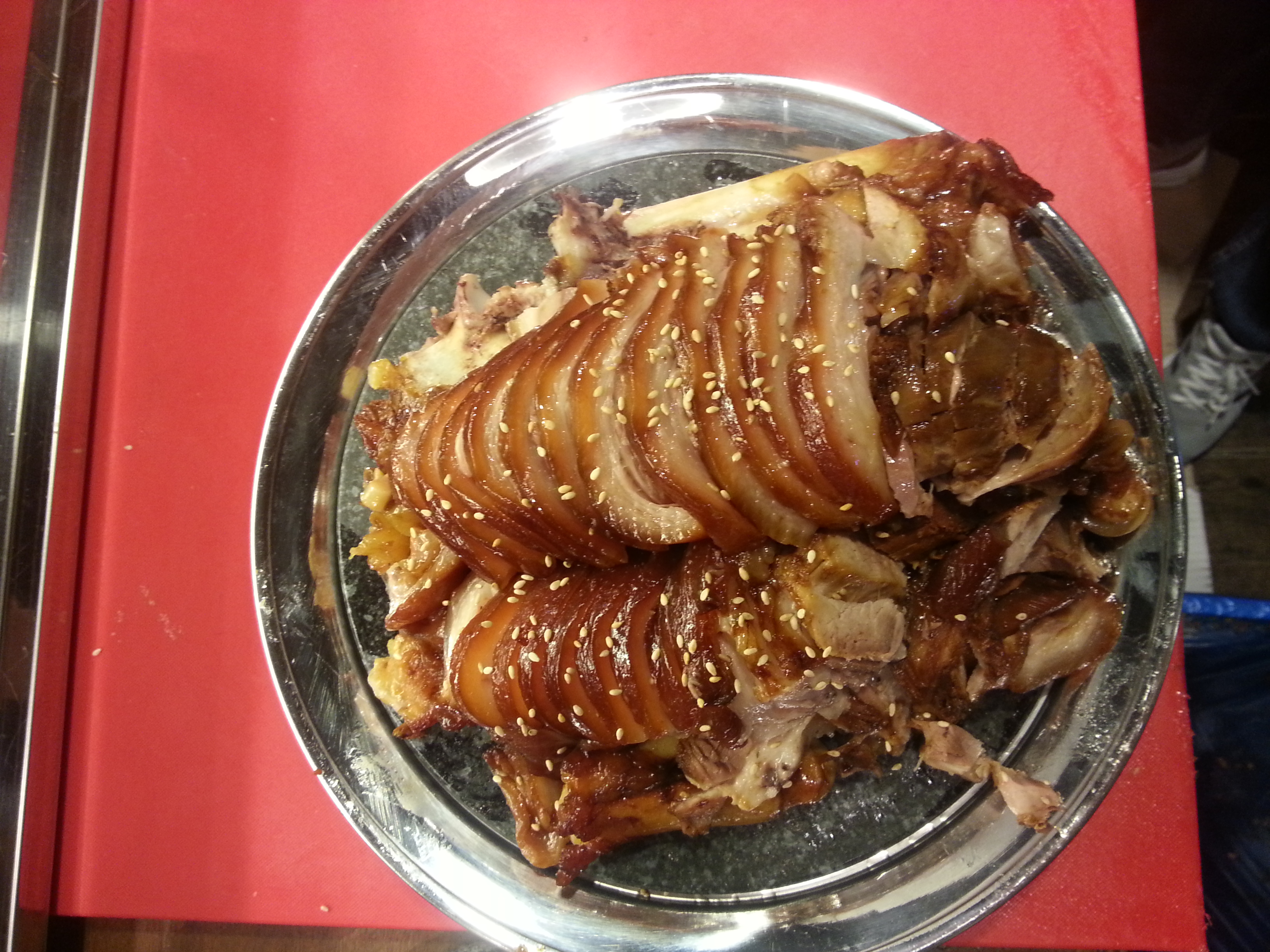 Dubaejokbal (두배족발) 3