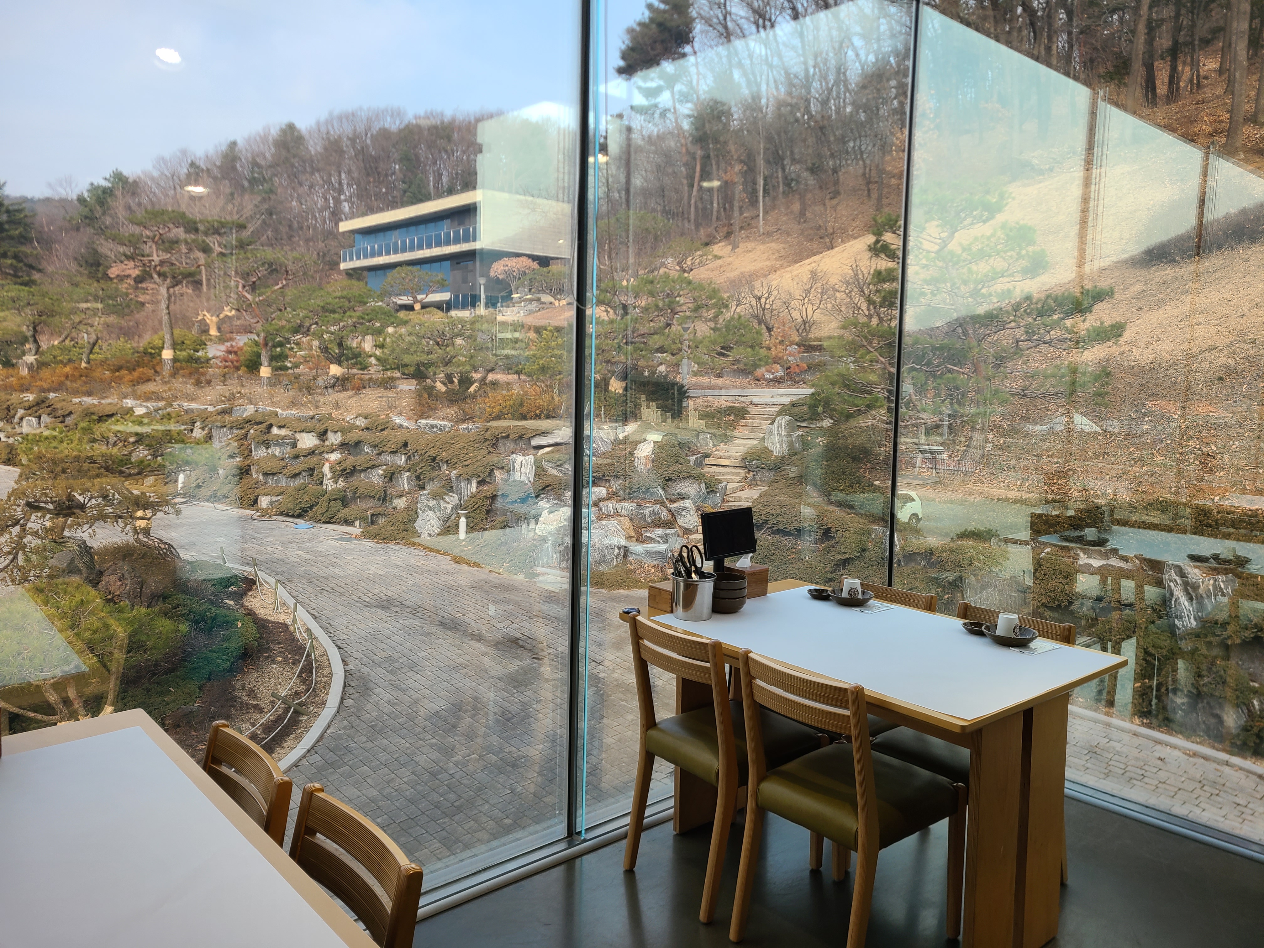 Myeongganurungjibaeksuk (명가누룽지백숙) 2