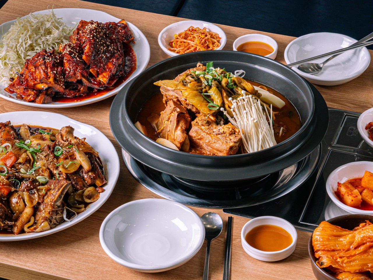 누리마을감자탕 구남점 사진 2