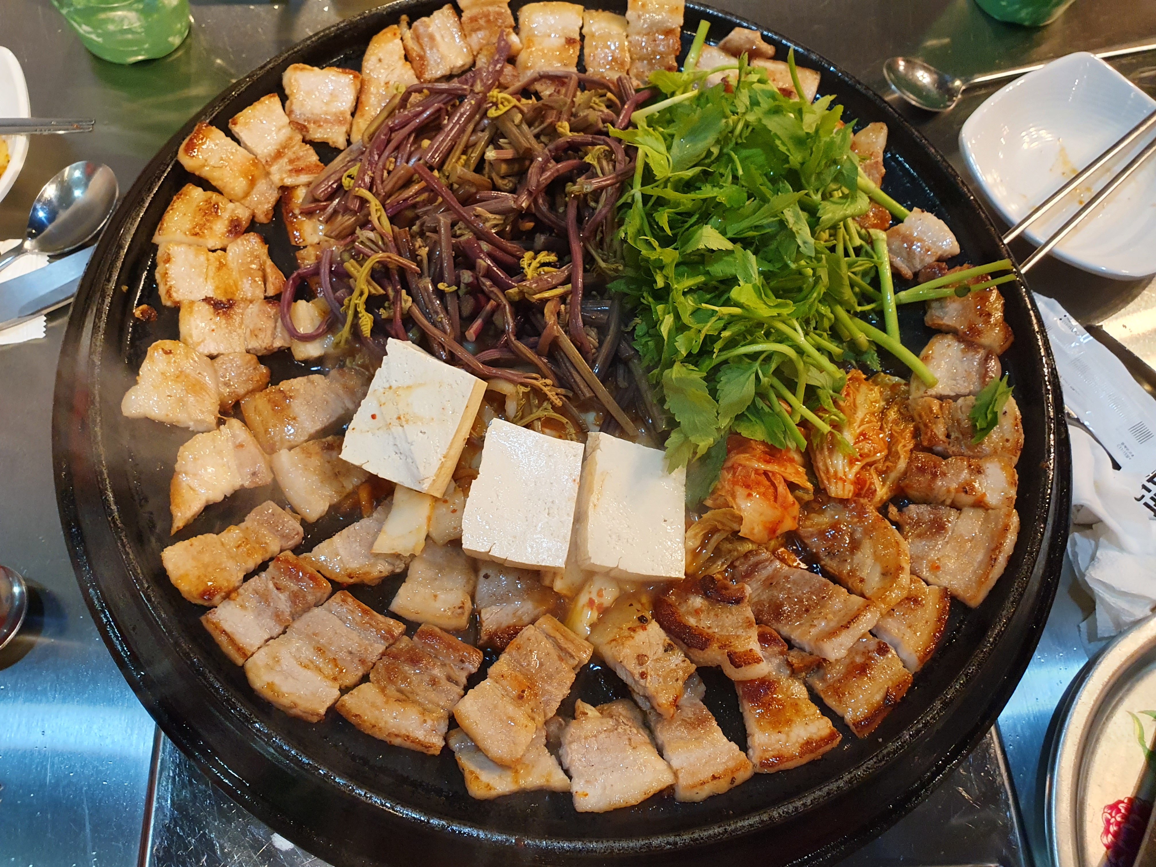 무쇠회관 2