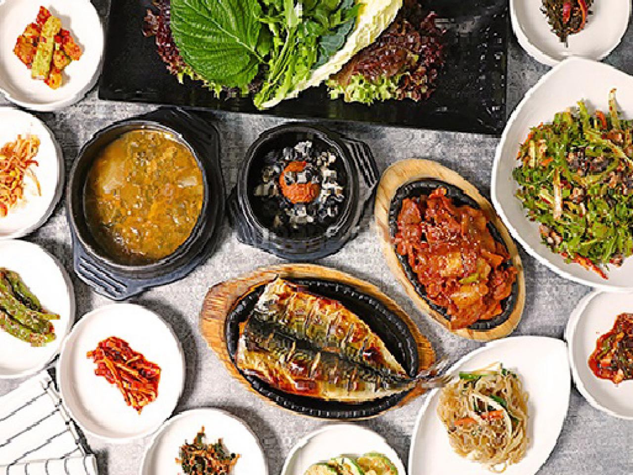 Sigolureongssambap (시골우렁쌈밥) 2
