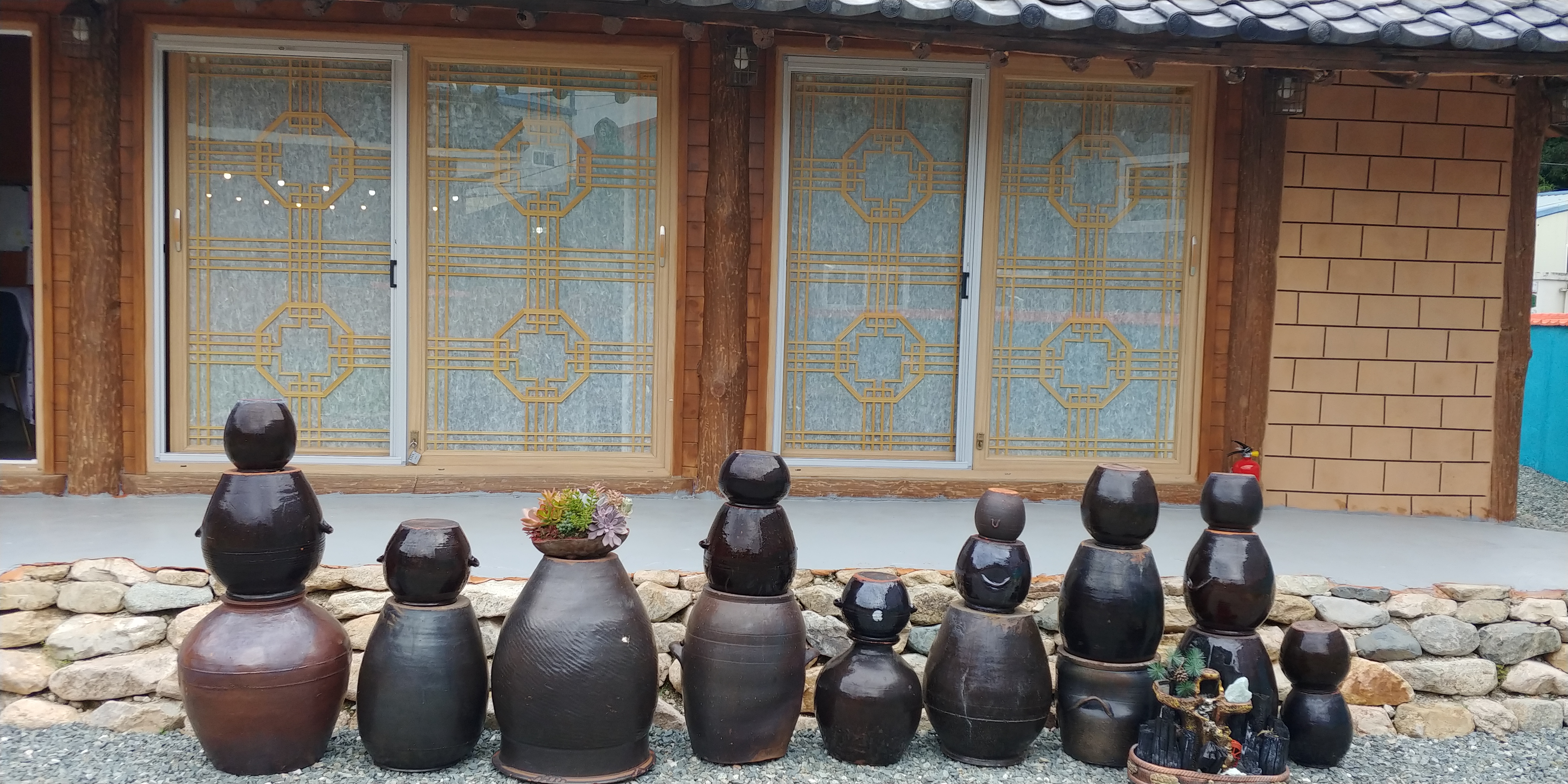 Dongdaegimdaegam, gukmincheyuksenteo kape (동대김대감, 국민체육센터 카페) 2