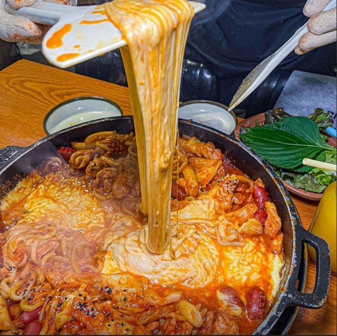 장인닭갈비 경주용황점 사진 2