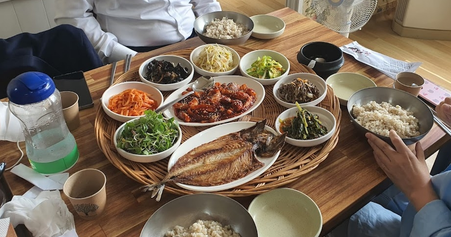 Gyodongsikdang (교동식당) 2