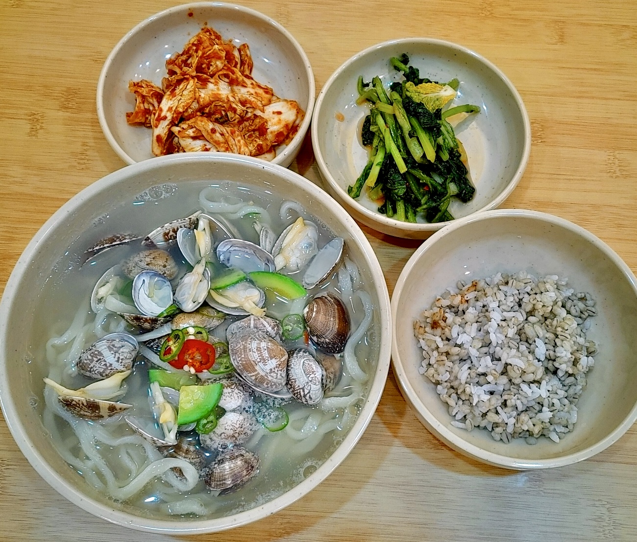 감상 칼국수 사진 8
