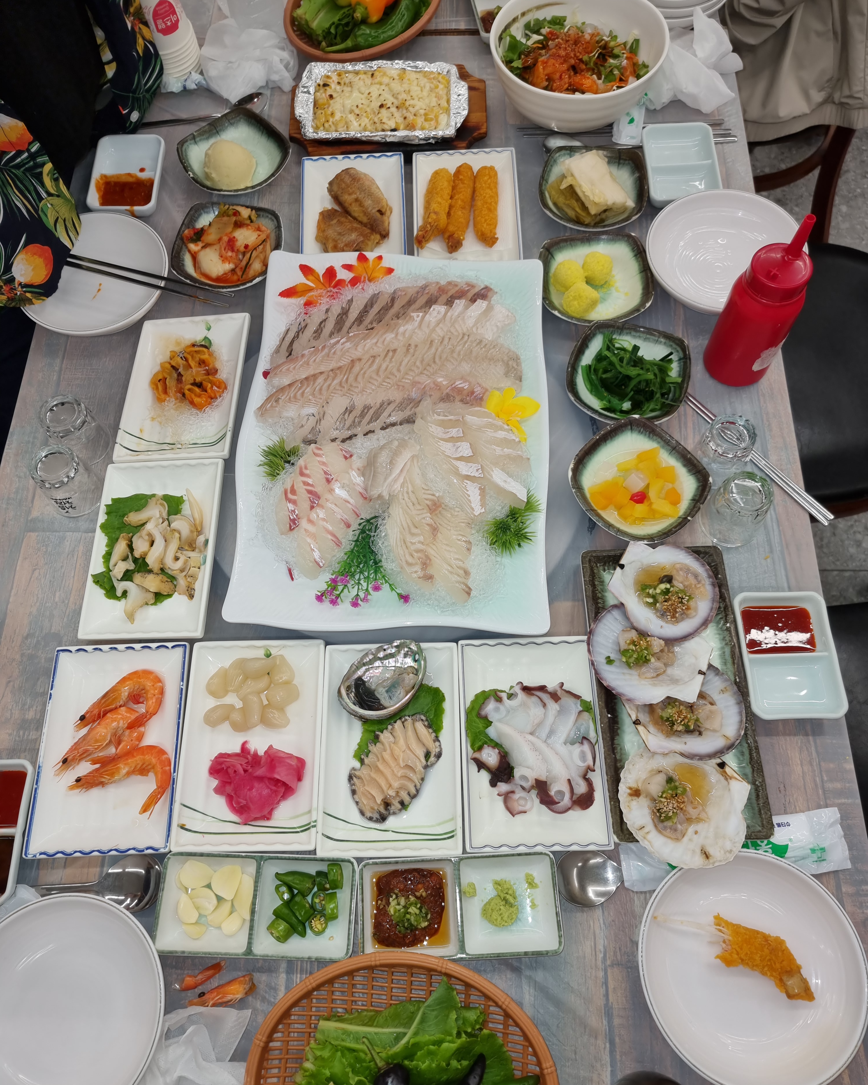 Seolakhoetjip (설악횟집) 1