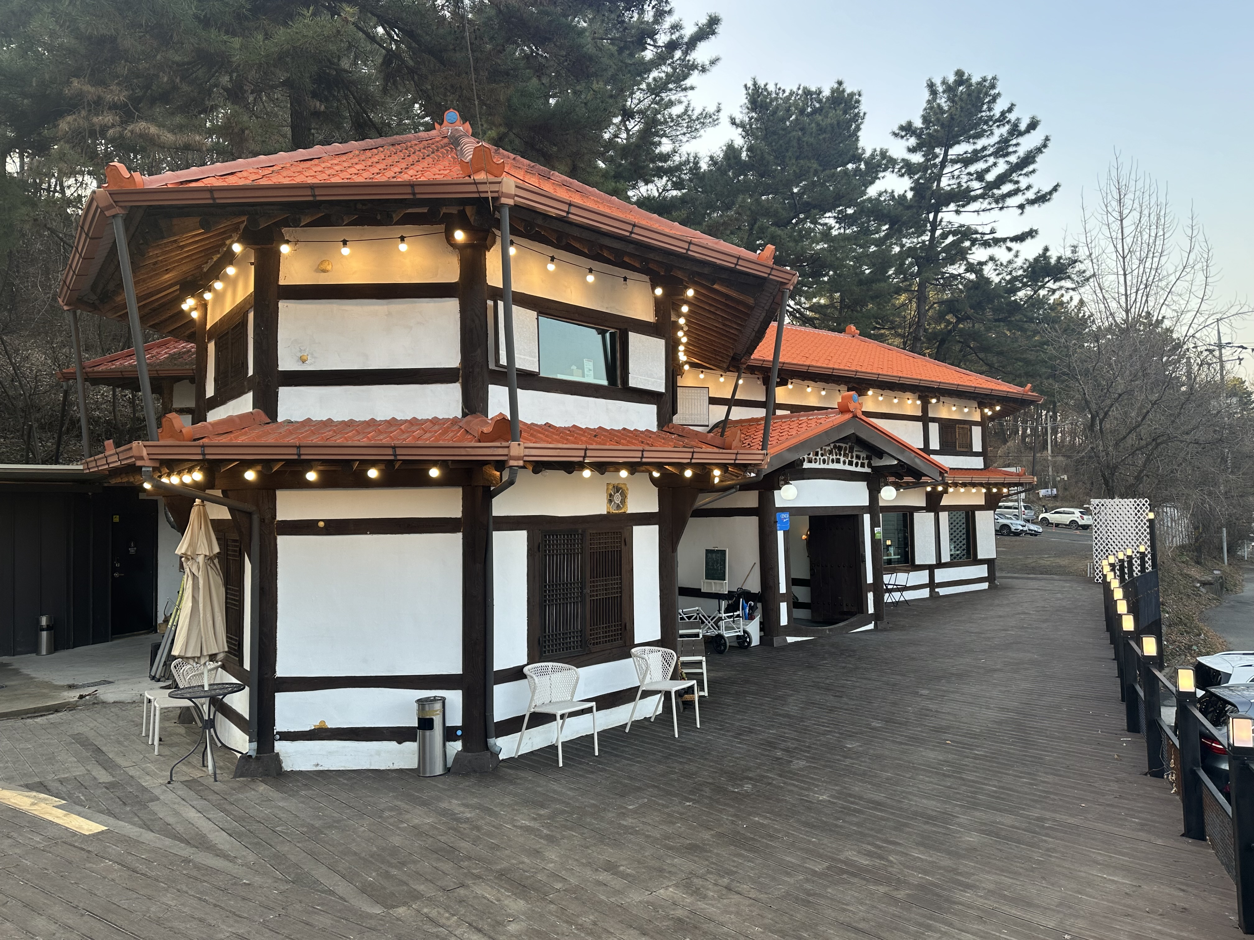 Gyejoksanpungcheonga (계족산풍천가) 1
