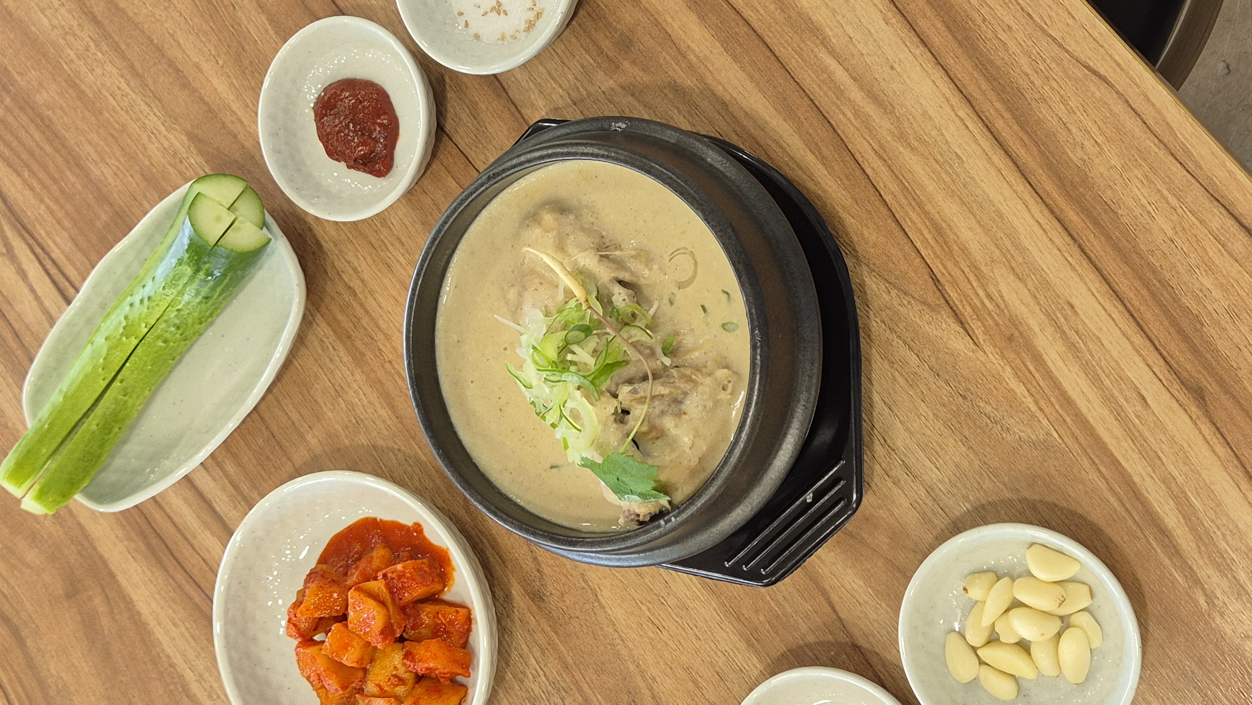 마루들깨삼계탕 사진 3