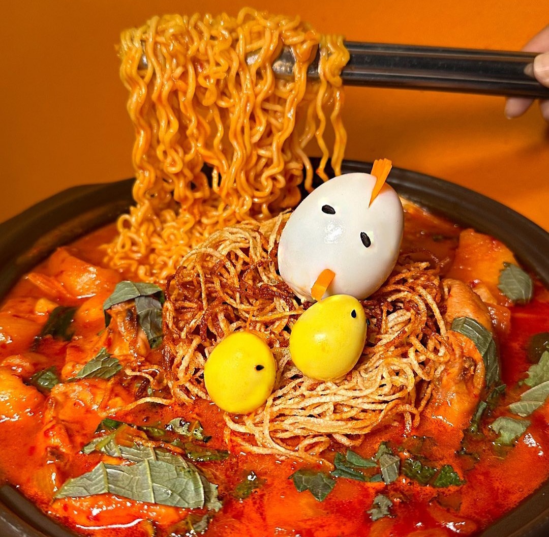 둥지닭볶음탕 홍대본점 사진 4