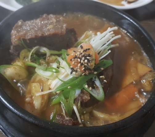 Hongcheongangbyeonae 4