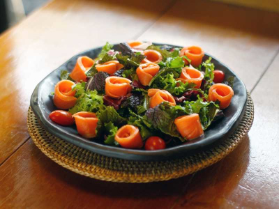 훈제연어샐러드(smoked salmon)