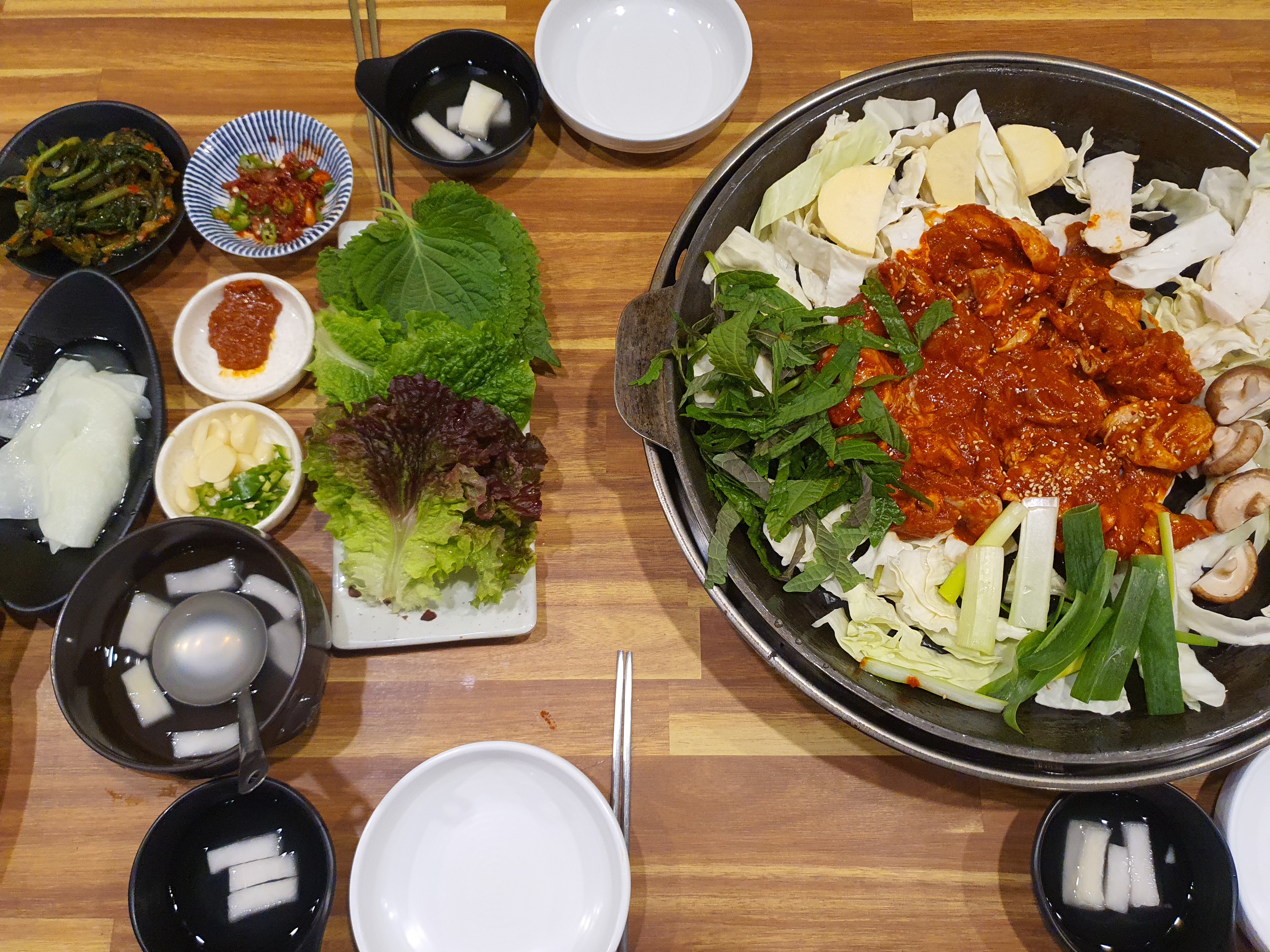 엄마는닭갈비아빠는부대찌개 1