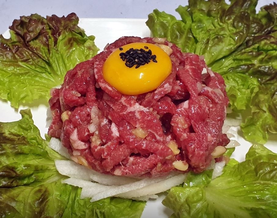 한우육회 (소)