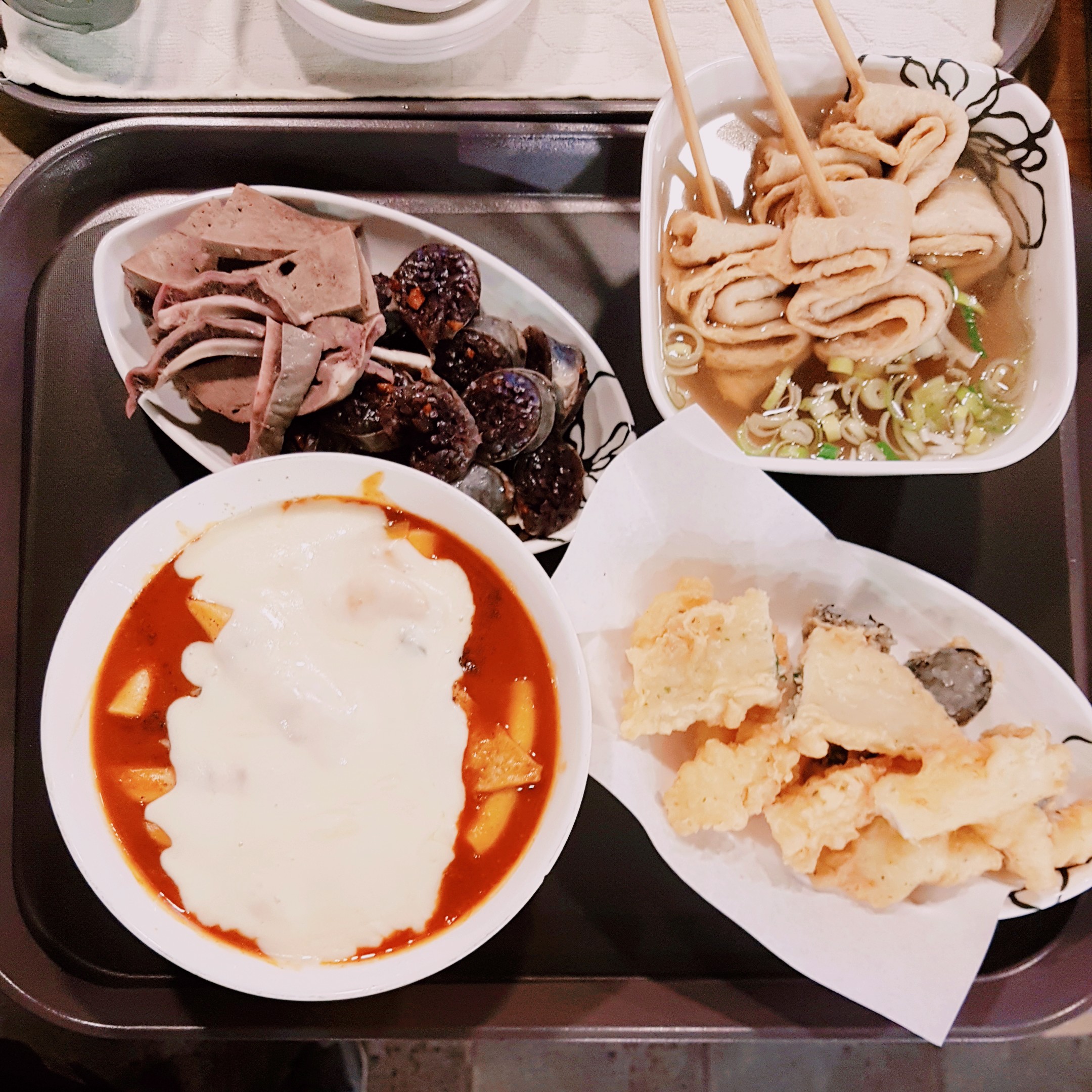 매콤달콤떡볶이 1