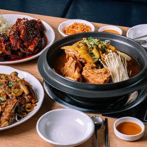 누리마을감자탕(진량 6