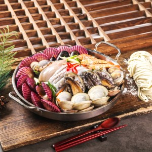 Bakseunggwanghaemulkalguksu (박승광해물칼국수) 3