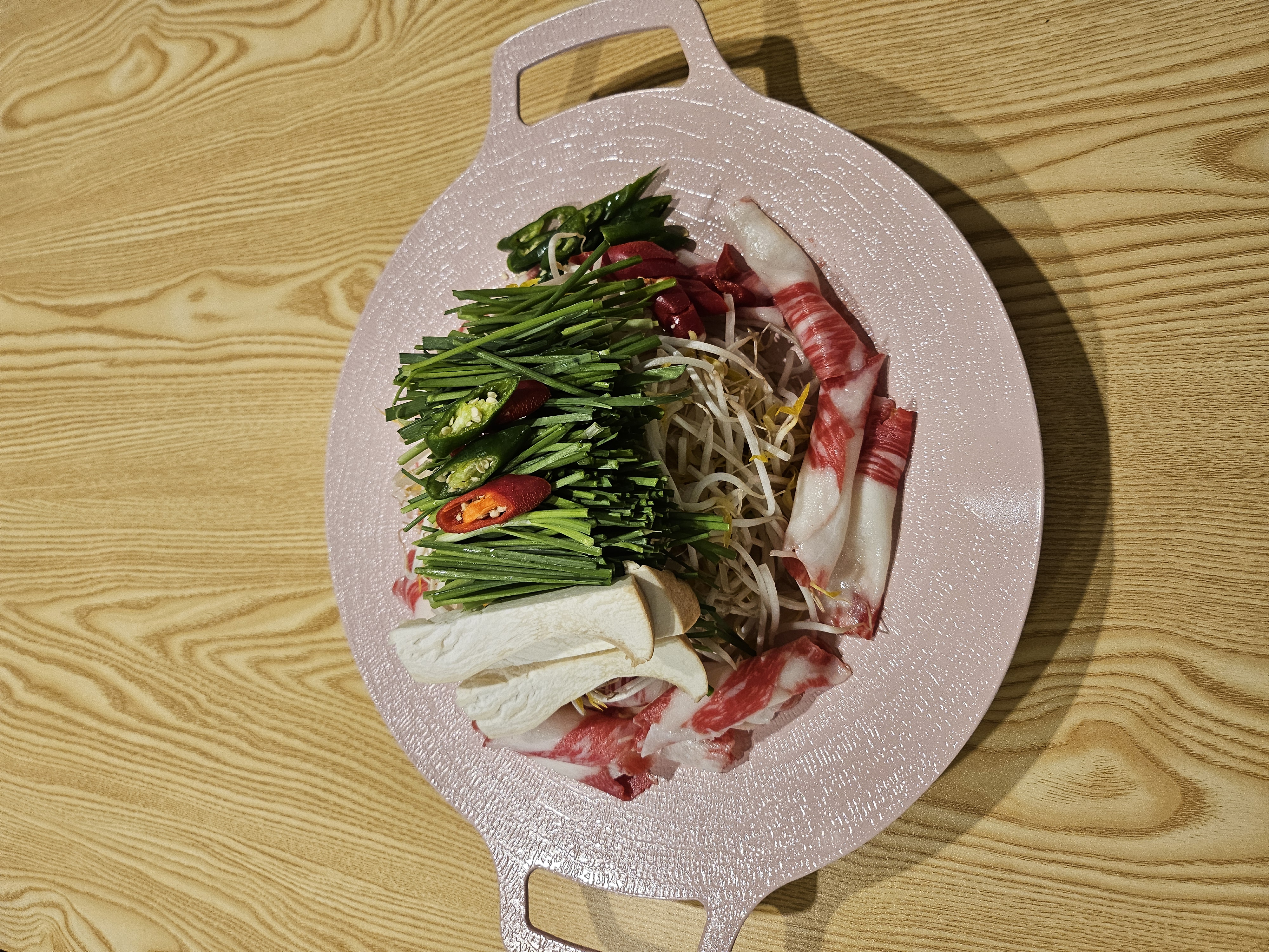 차돌박이숙주찜