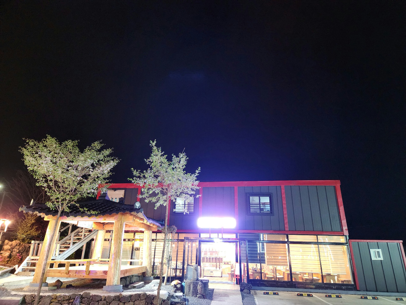 베이스캠프 더 블랙 사진 3