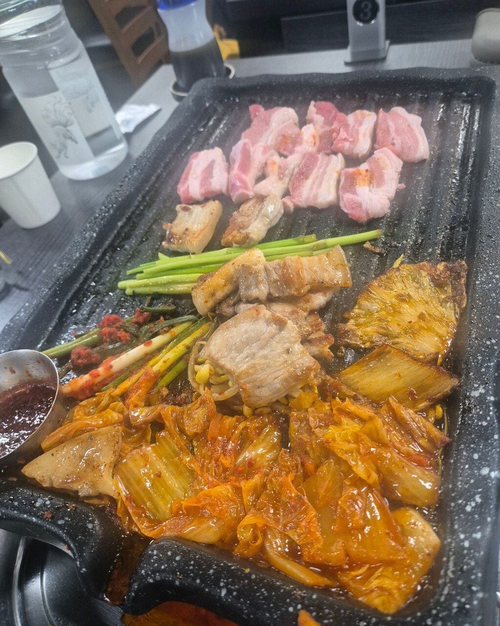 맛나돈얼큰돼지찌개 양재역점 사진 8