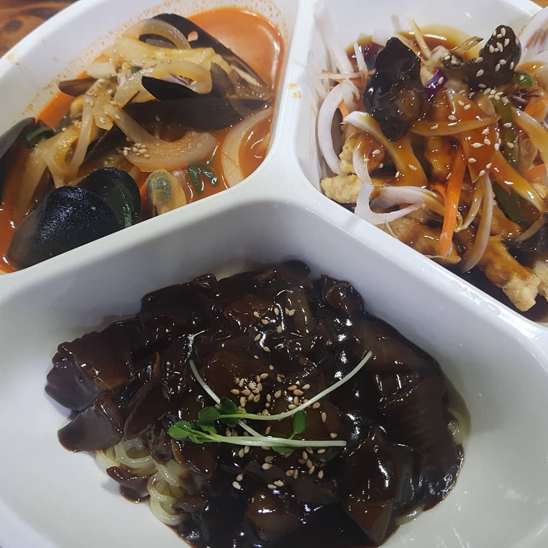 Haengbokhanjjajang (행복한짜장) 3