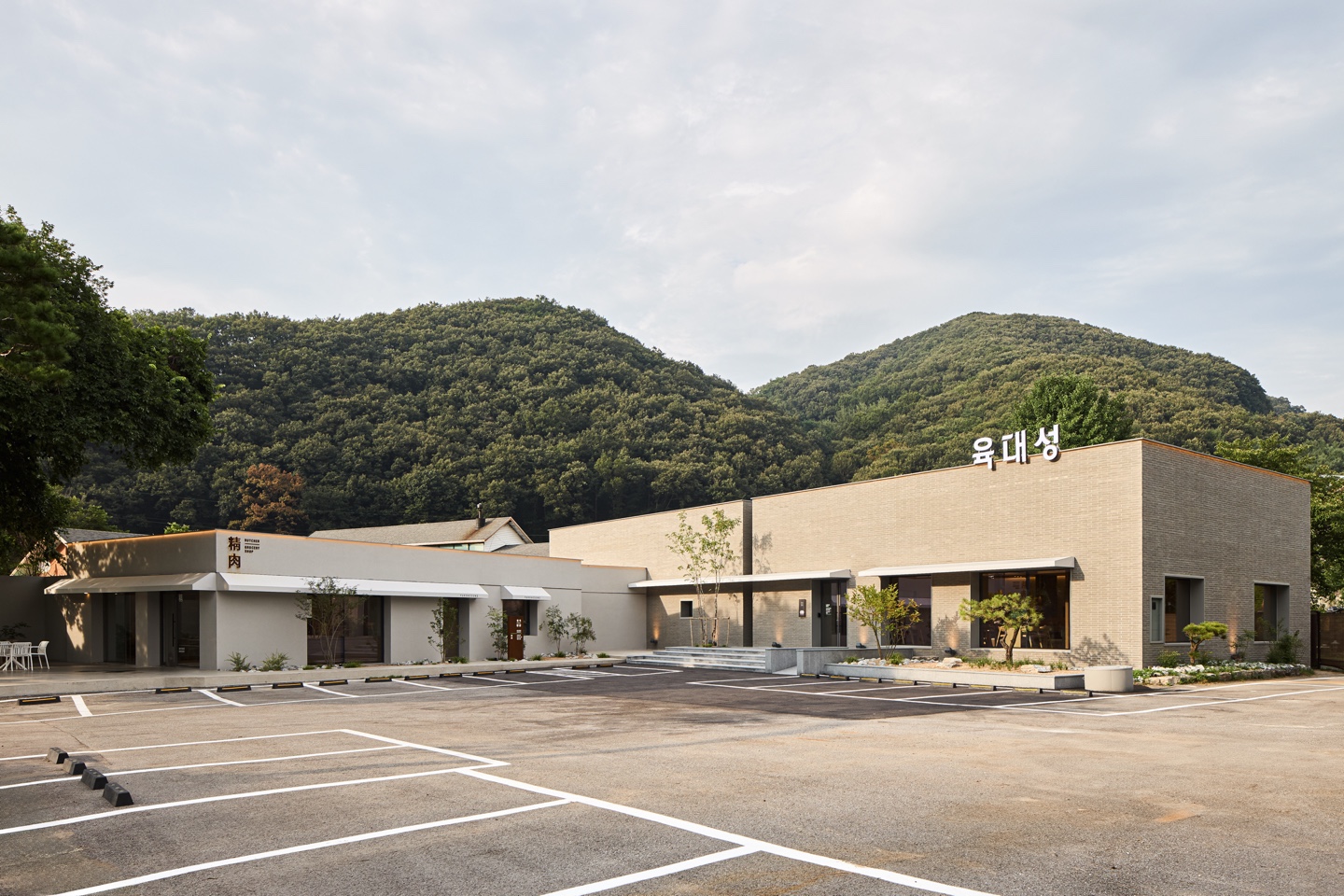 Yukdaeseong (육대성) 1