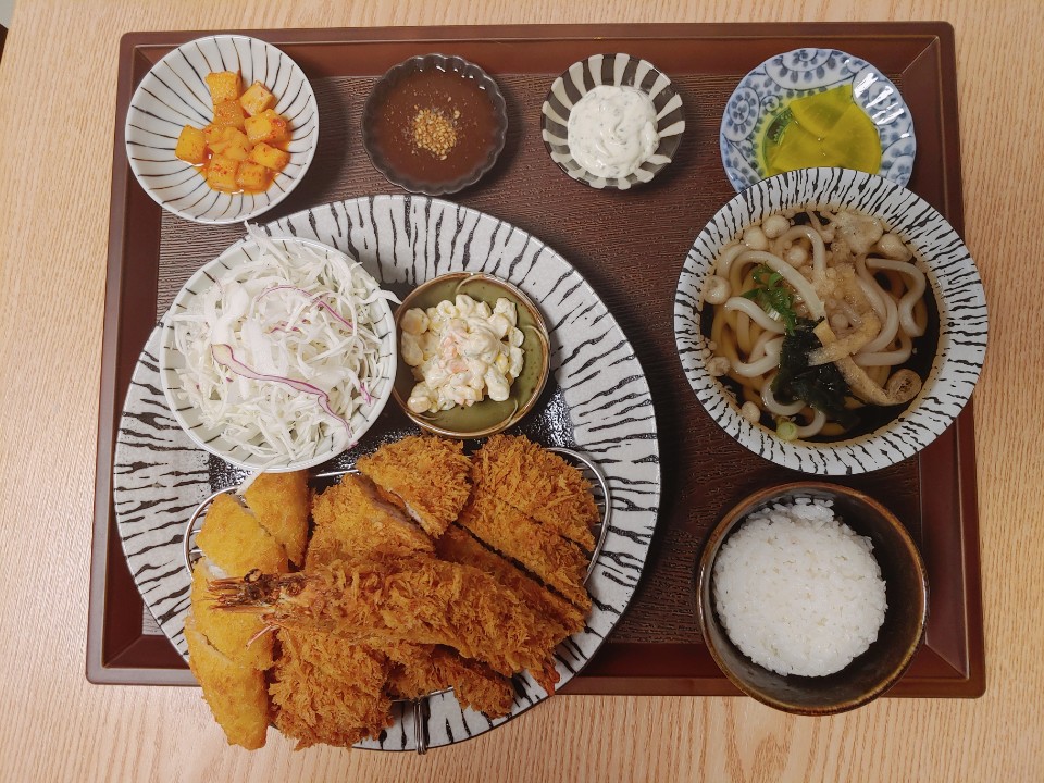 아지트 6