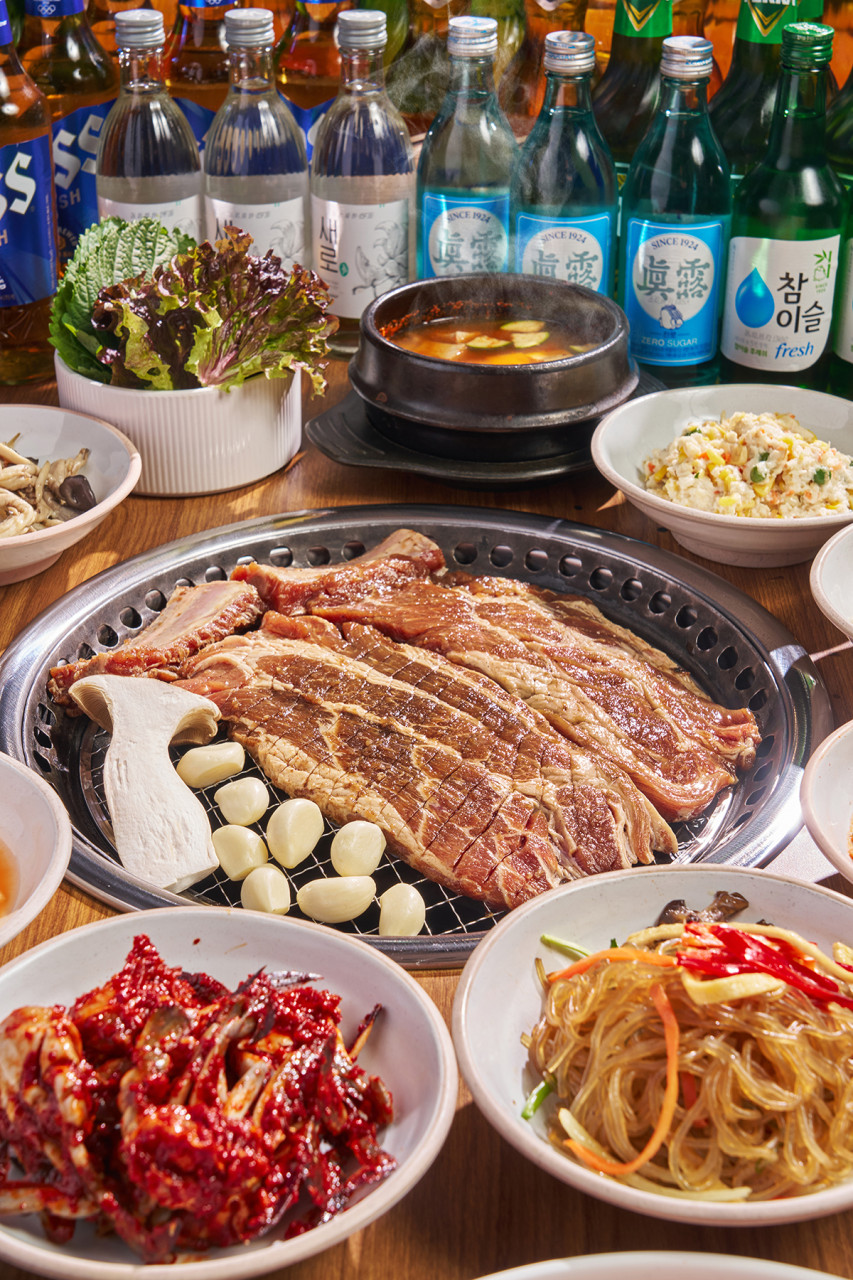 Hanurangdwaejiga (한우랑돼지가) 1