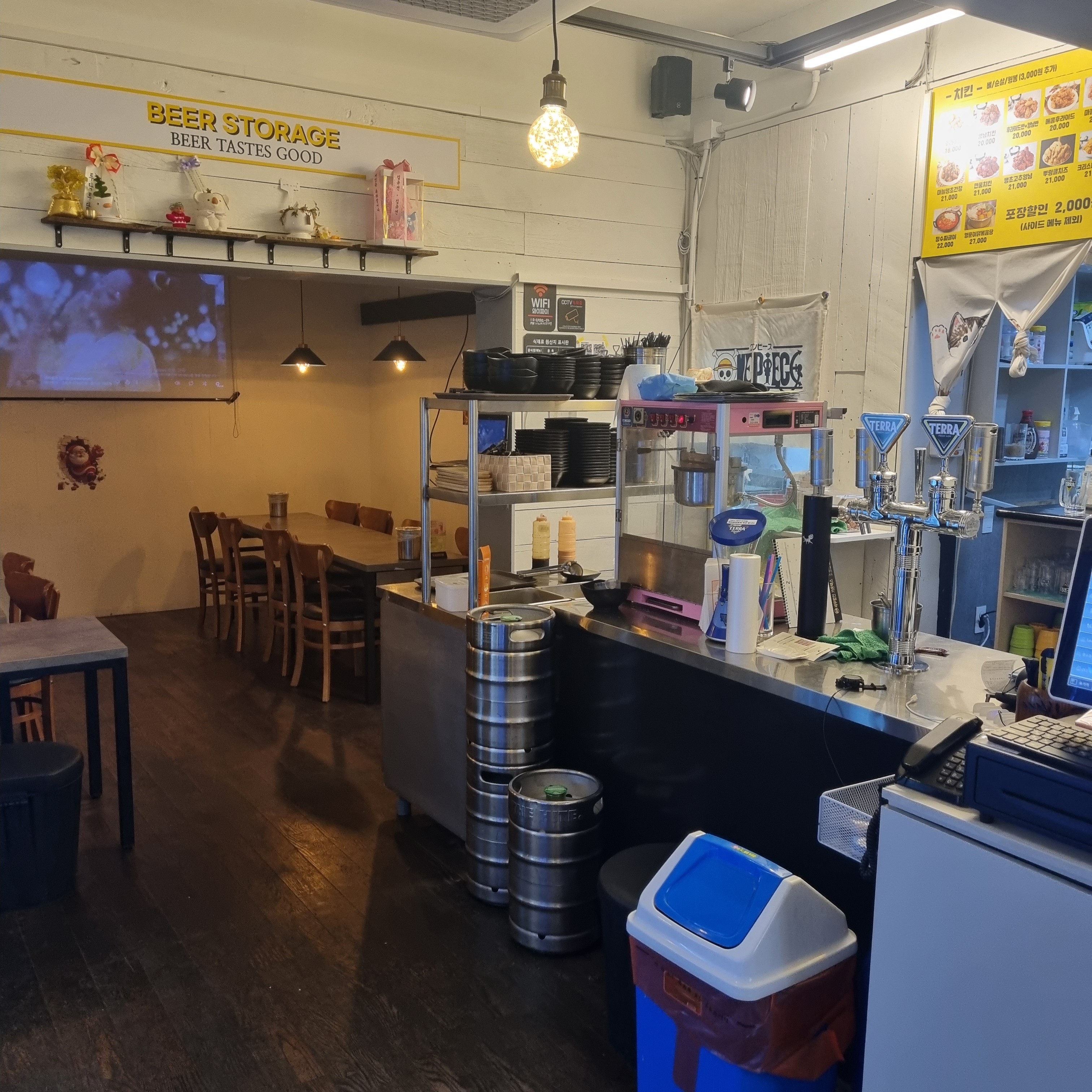 장수치킨맥주 경성대점 사진 6