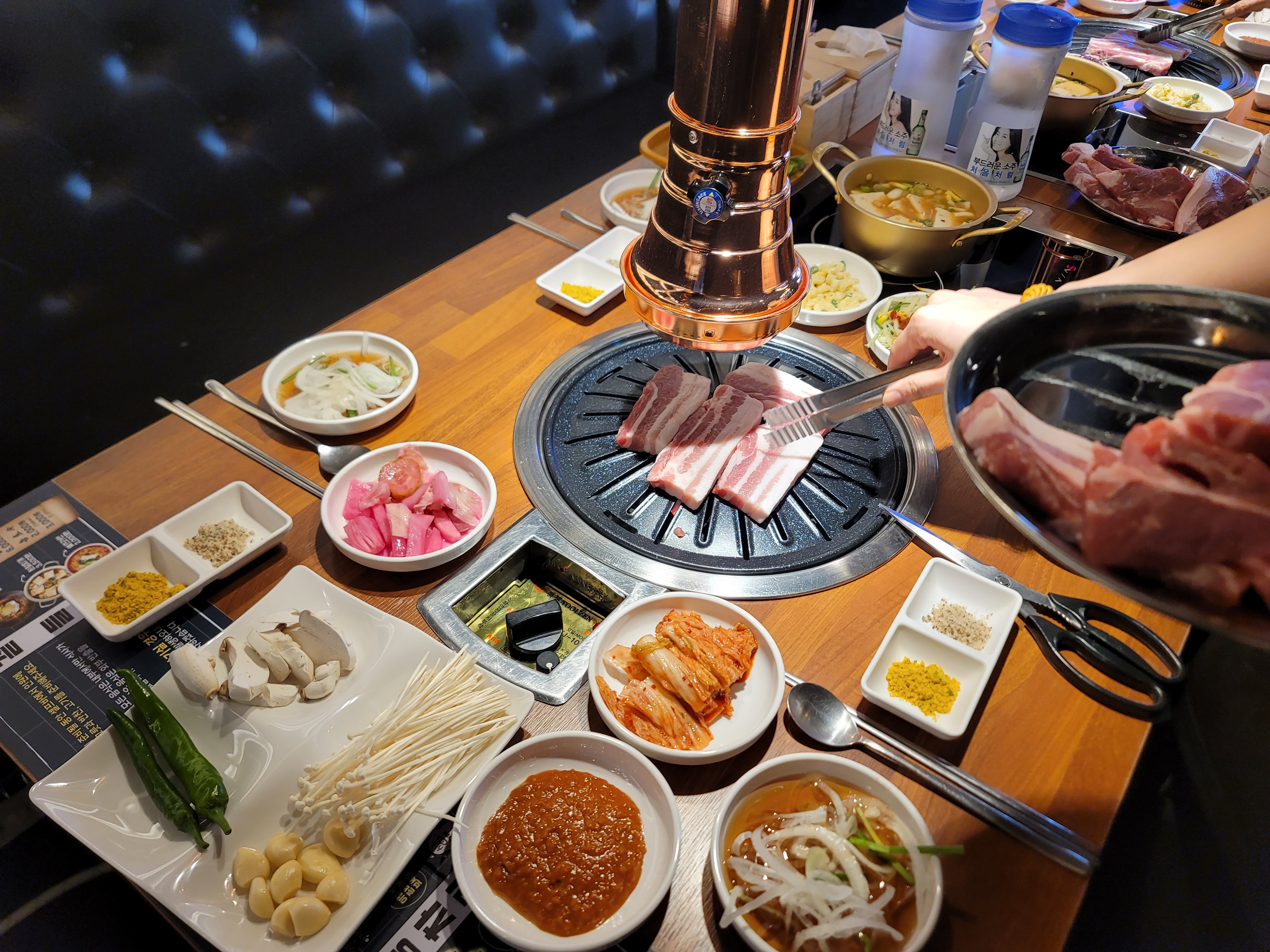 고기싸롱 수원역점 사진 4