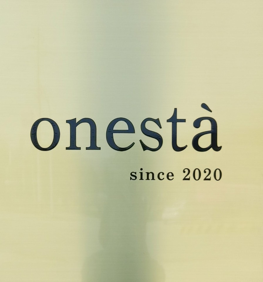Oneseuta (오네스타) 1